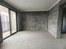 卖面桥小区 小三居 近地铁 交通便利