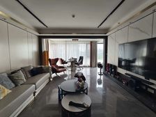 随时看全新家电全送 龙光玖珑湖 豪华装修大五房 急售价格好谈