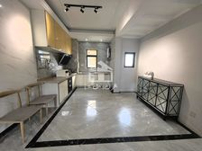 中海雍翠峰楼中楼带自用40平露台5房