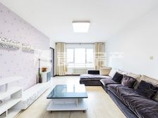 南北通透美伦堡3室2厅精装修