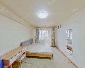 裕中东里 新登记 全南朝阳两居室 明厨明卫 采光好