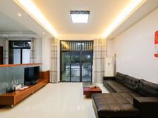 福禄坊靠永嘉头金装排别墅,地贴口永嘉商圈,后门直通永嘉