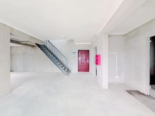 润江府.顶复空中花园双露台全新毛坯.有5个房间随意装修