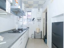 普陀四村南北通透精装一居 顶层视野佳