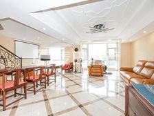 南北通透康斯丹郡4室2厅精装修