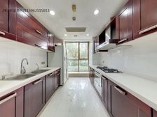 性价比超高 中茵皇冠 一二楼中楼 ,户型方正,满5年,看房