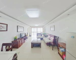 稀有 清友园板楼三居 南北通透 双阳台 高层 随时看。