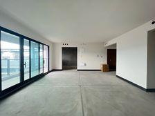 310万买 香港置地 壹江郡大平层 横厅四房 出门金海湾公园