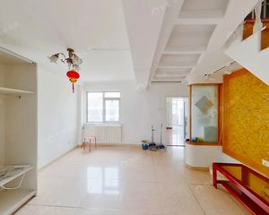 白纸坊陶然亭三居复式南北通透视野开阔采光充足