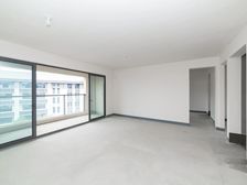 美的世茂云筑 5室2厅 毛坯洋房顶复 客厅挑高 带前后露台