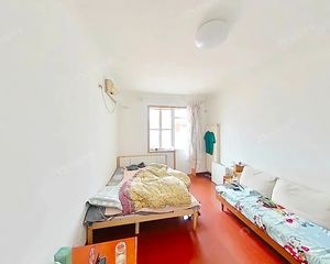 酒仙桥·芳园里·地铁口 2层 满五 价格私信