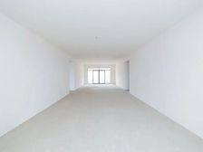 雅居乐星河湾 5室2厅 毛坯