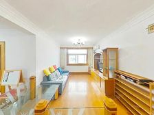 三开间朝南,稀有户型,有固定车位,看房方便 ,诚心出售