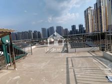 八桂绿城 上叠墅 带露台 带车库 250平5居 南向精装修