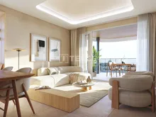 贝尼霍法尔(Benijófar)宽敞公寓,带屋顶泳池