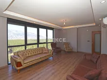 安塔利亚多塞梅尔蒂(D??emealt?)的两居室公寓