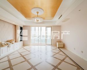 南北通透上元君庭4室2厅精装修