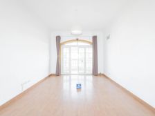 新上,绿世界二期大两房,非顶楼,位置安静,单价4.4W,可谈