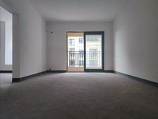 照母山光环旁 世茂茂悦府(洋房) 四房 227万