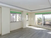 安塔利亚带阳台和独立厨房的新公寓