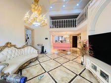 照母山洋房香港置地壹号湖畔。看湖带露台 带阁楼 欢迎咨询!