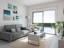 阿利坎特靠近城市和海滩的半独立别墅