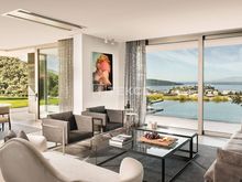 博德鲁姆中心带智能家居系统的独立式别墅