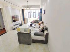 八里湖精装复式,楼下正规三房两卫,实用面积超大,诚心出售