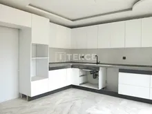 布尔萨穆达尼亚(Mudanya )海滩附近的豪华公寓