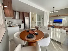 库萨达斯(Ku?adas?)带游泳池的高尔夫球场景观公寓