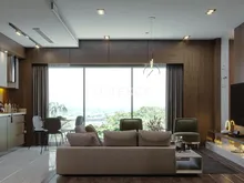 库萨达斯(Ku?adas?)带泳池海景房产