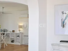 阿利坎特拉马里纳海滩附近的地中海风格别墅