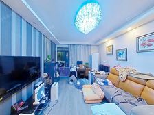 绝世容颜,D铁上盖,板式南北通,精装修全送,固定车位!!