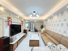 近期必售 带产权车位高区南北向三房 看房随时