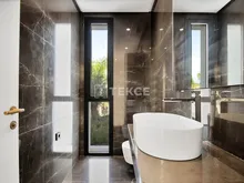 独立别墅,位置优越,靠近马贝拉的便利设施