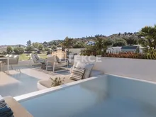 马拉加米哈斯自然环绕的半独立别墅