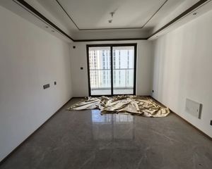 宝龙一城3室2厅2卫南朝向300.0万元/套出售