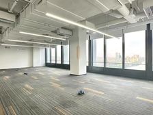 TCL大厦丨户型方正丨一线江景丨正对电梯丨24空调丨整层精装