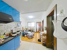 双南大两房,使用面积大,诚意出售