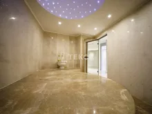 特克布库(Türkbükü)带有私人海滩的综合体内的独立别墅