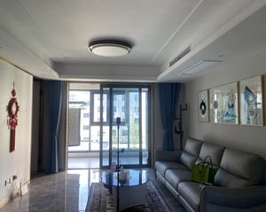 双卫生间 中间楼层采光好 精装修 正南朝向 有电梯 商品住宅