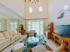 保利垄上 内边户独栋 南向视野开阔 三车位 挑空厅,超值急