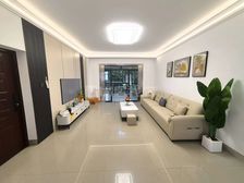 碧园南城故事 精装 113平 3室 满五年 看房方便 有钥匙