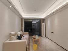 御璟湖山云极 此房屋有个车位,业主非常安心卖 必看保真