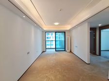 御璟湖山云极 带车位 朝向中庭,安静,性价比高。 礼嘉核心区