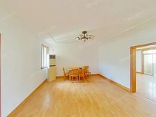 新四村全明三房,中间位置采光通风好,看房方便,老业主委托出售