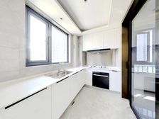 宝龙一城 小高层 诚心出售 边套户型 全亮间 随时看