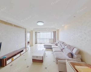 首开常青藤南北三居室 好楼层近地铁 出行方便