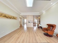 书香国际,电梯大三房,飞机户型,精装自住,满五