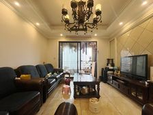 照母山书包房。世茂茂悦府 三房双卫 出行便利 房源保真